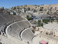 Amman, Theater, hinten die Zitadelle