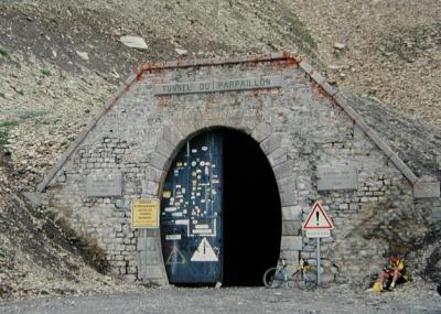 Tunnel