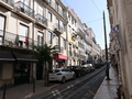 Lissabon: Strasse mit Schienen