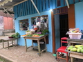 Sao Joao dos Angolares: Laden, Brotfrucht, Karotten, vorne Papayas