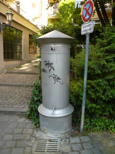 Zylinderbrunnen an der Kreppe