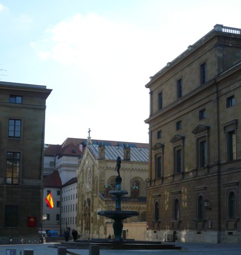 Kabinettsgarten und Allerheiligen Hofkirche